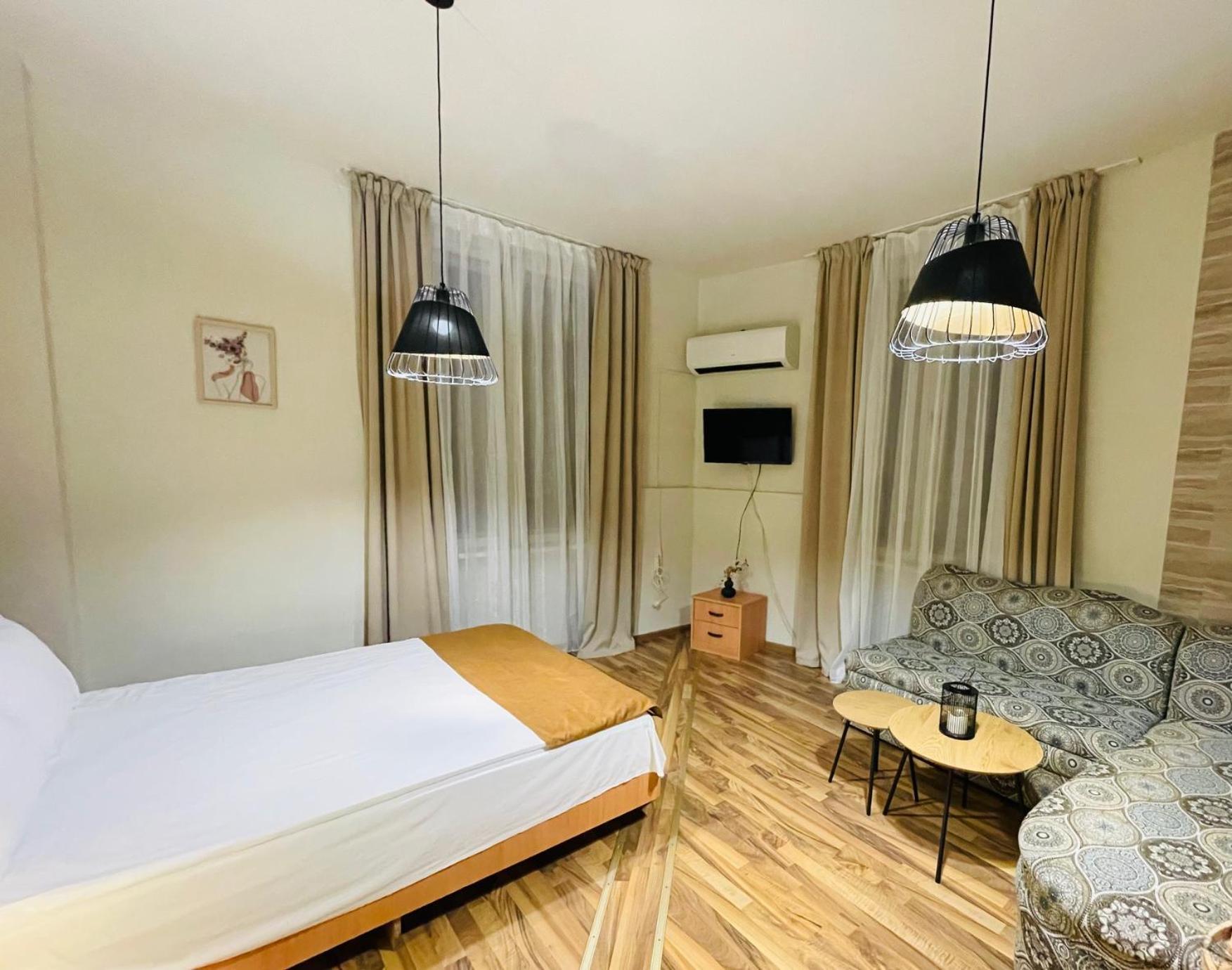 The English Guest House 루세 외부 사진